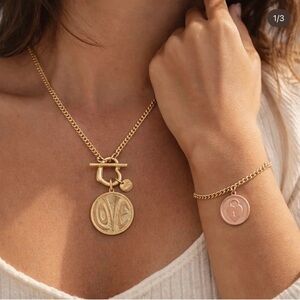 February's Twisted Girls Club set